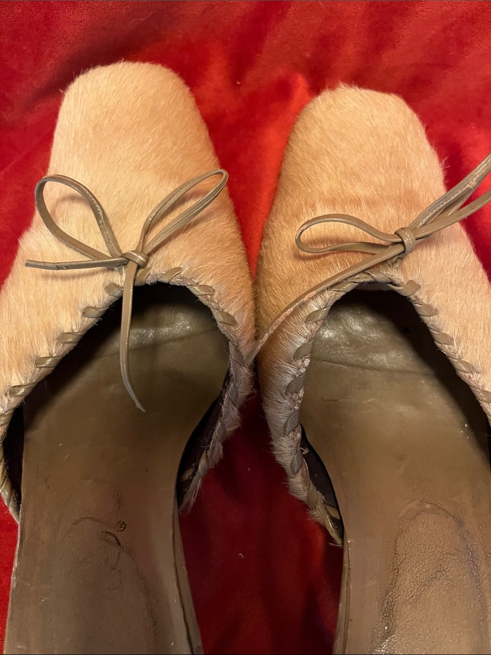 Brazilian-made Beige Haircalf Slip-On Mule Heels with Bow Accent SZ 39, US9 - Picture 4 of 12